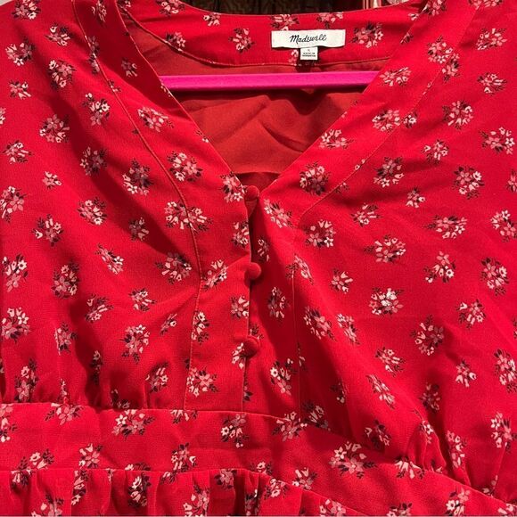 Madewell Floral Peplum Blouse | Size: Small | Color: Red - Picture 4 of 5